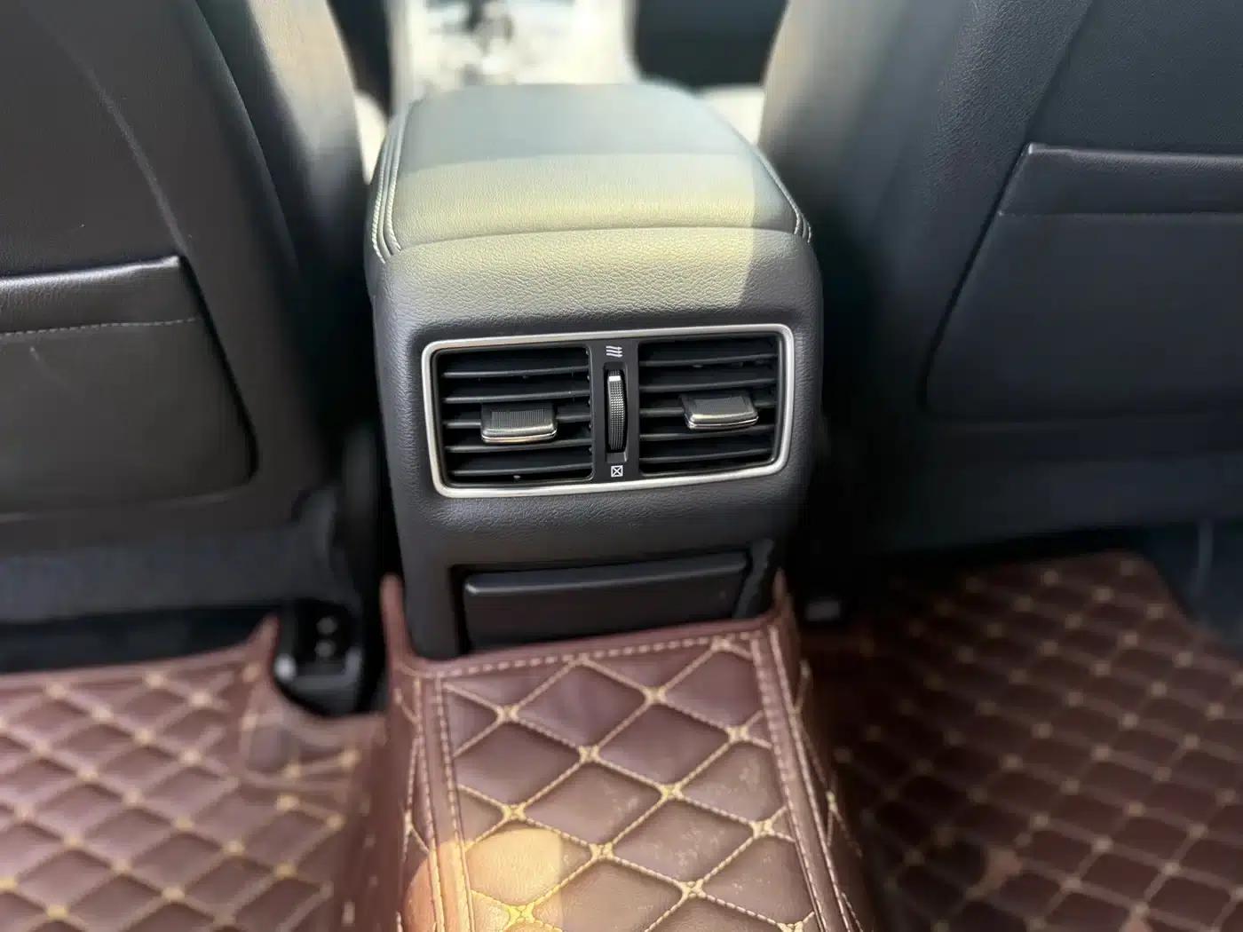 Infiniti Q50L 2018 2.0T Advanced Edition (China VI Emission Standard) — миниатюра 19