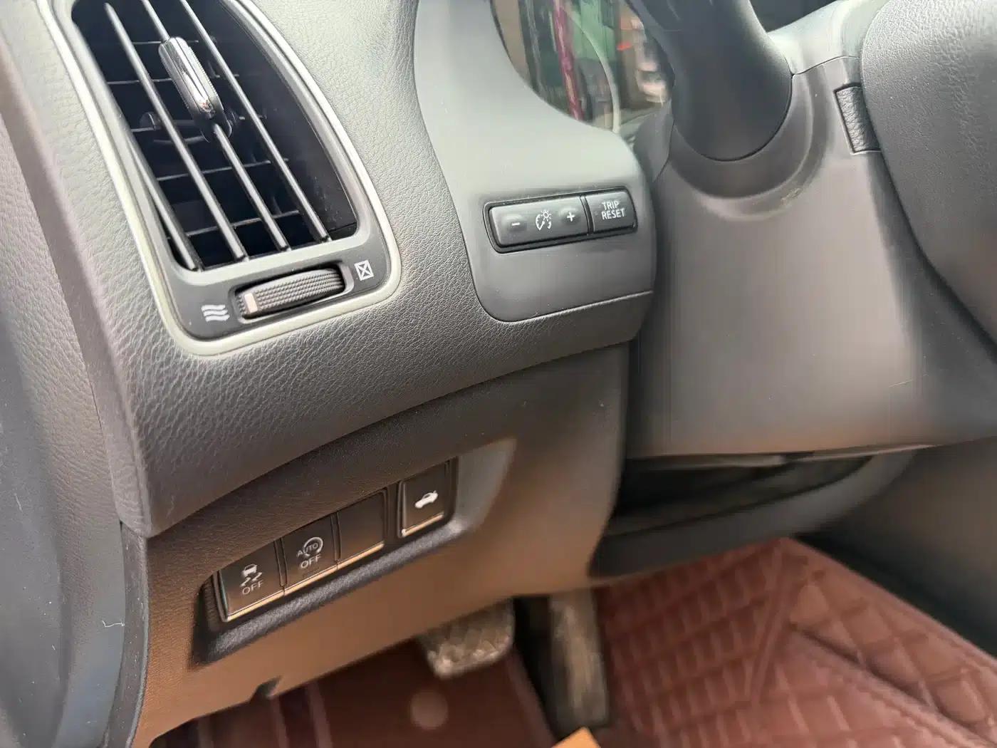 Infiniti Q50L 2018 2.0T Advanced Edition (China VI Emission Standard) — миниатюра 14
