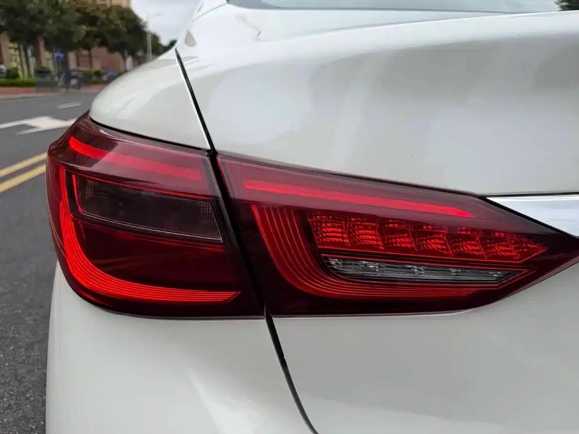 Infiniti Q50L 2018 2.0T Advanced Edition (National V Emission Standard) — миниатюра 16