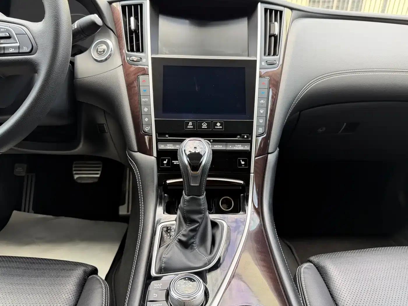 Infiniti Q50L 2018 2.0T Luxury Sport Edition (National V Emission Standard) — миниатюра 8