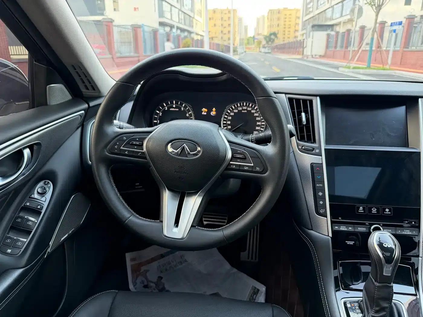 Infiniti Q50L 2019 2.0T 30th Anniversary Limited Edition — миниатюра 11