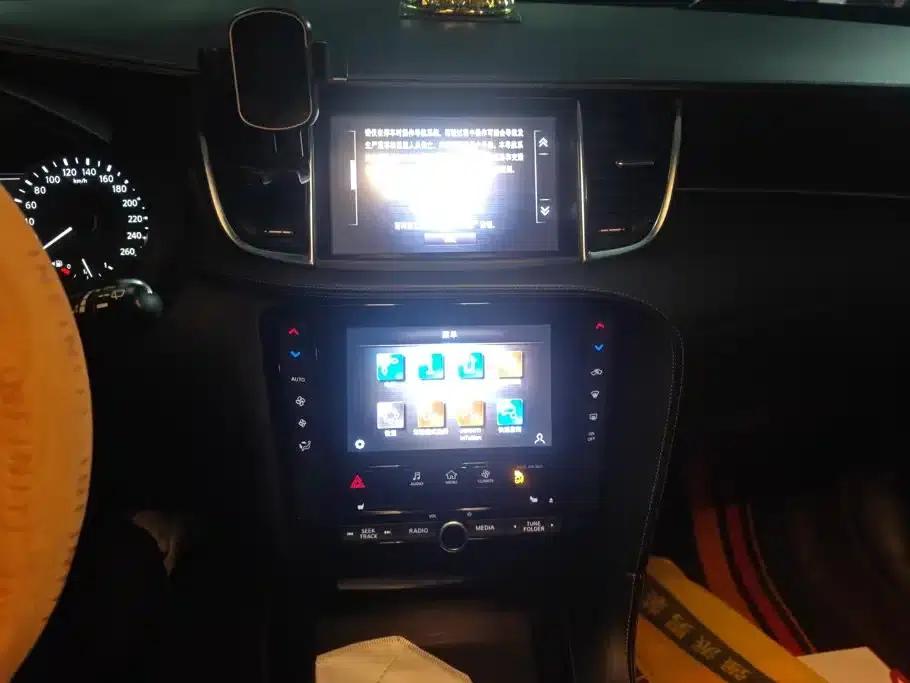 Infiniti QX50 2020 Facelift 2.0T Two-Wheel Drive Elite Edition — миниатюра 13