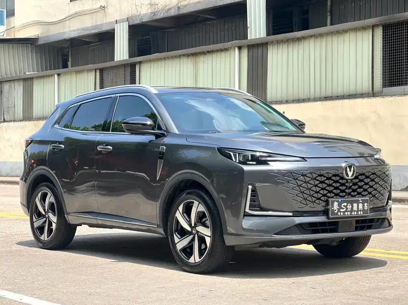 Changan CS55 PLUS 2024 Model, Third Generation 1.5T DCT Premium Edition — миниатюра 3