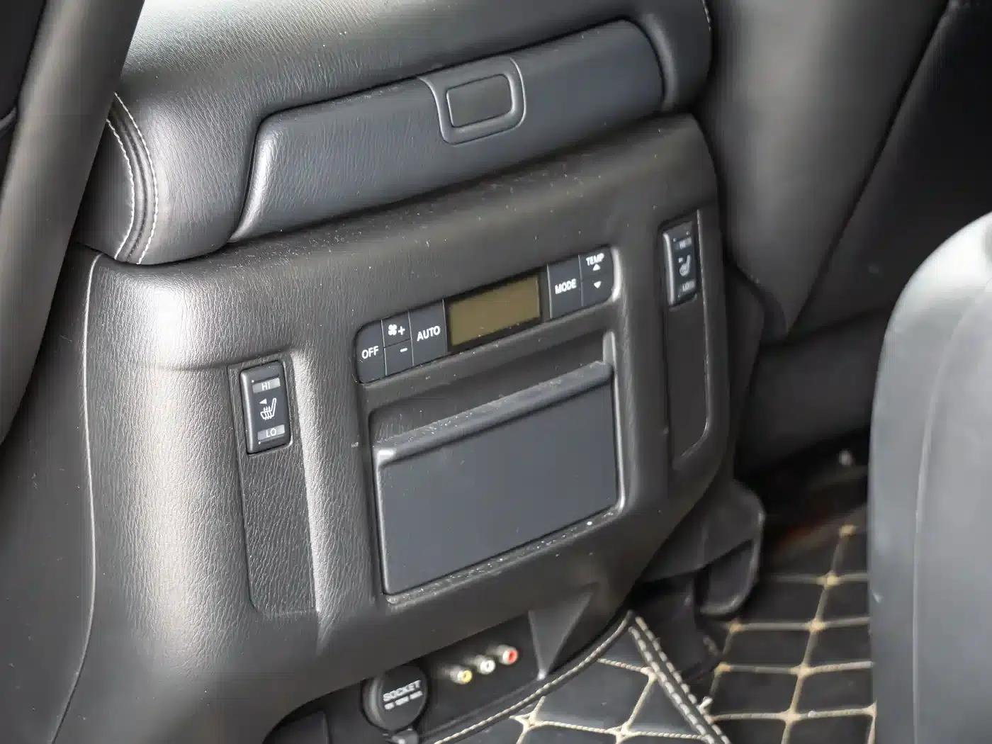 Infiniti QX80 2016 5.6L 4WD — миниатюра 20
