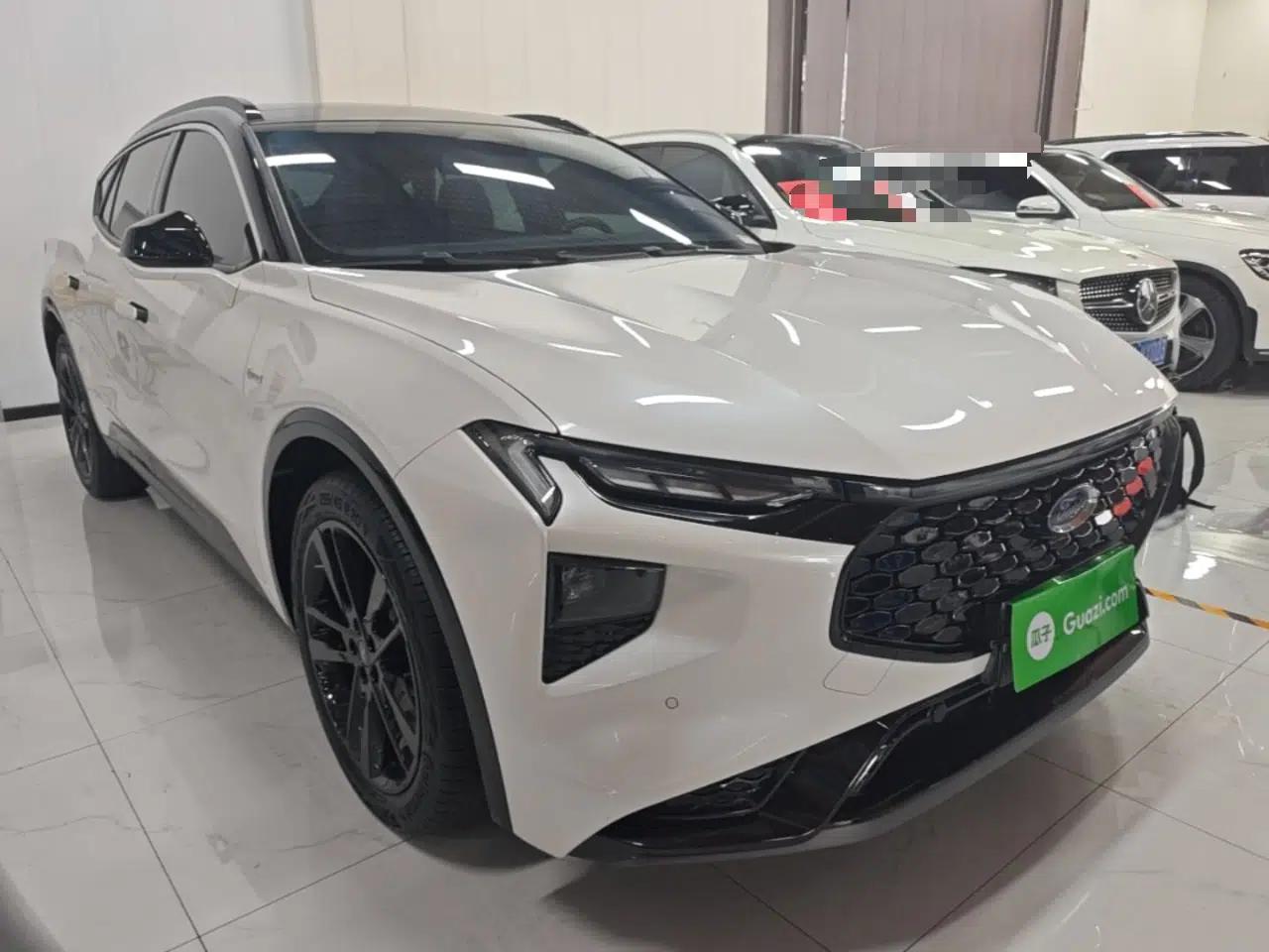 Ford EVOS 2022 EcoBoost 245 First Edition Limited Edition — миниатюра 3