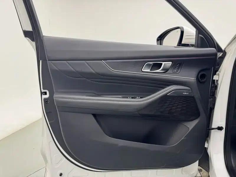 Changan UNI-K 2023 2.0T Enjoyment Edition — миниатюра 25