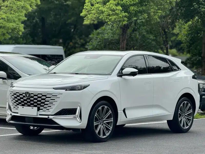 Changan UNI-K 2021 2.0T Premium Edition — миниатюра 1