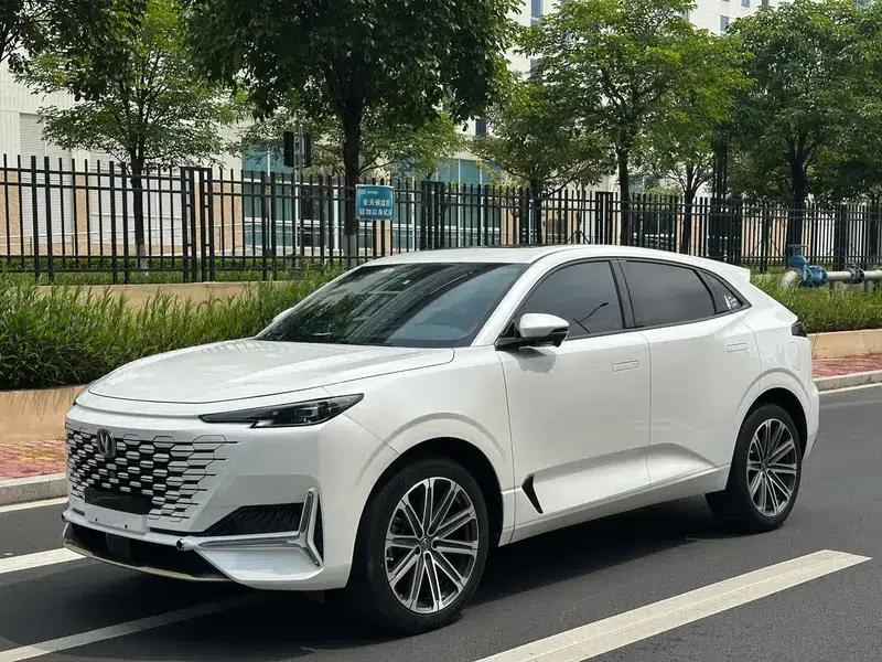 Changan UNI-K 2021 2.0T Premium Edition — миниатюра 1
