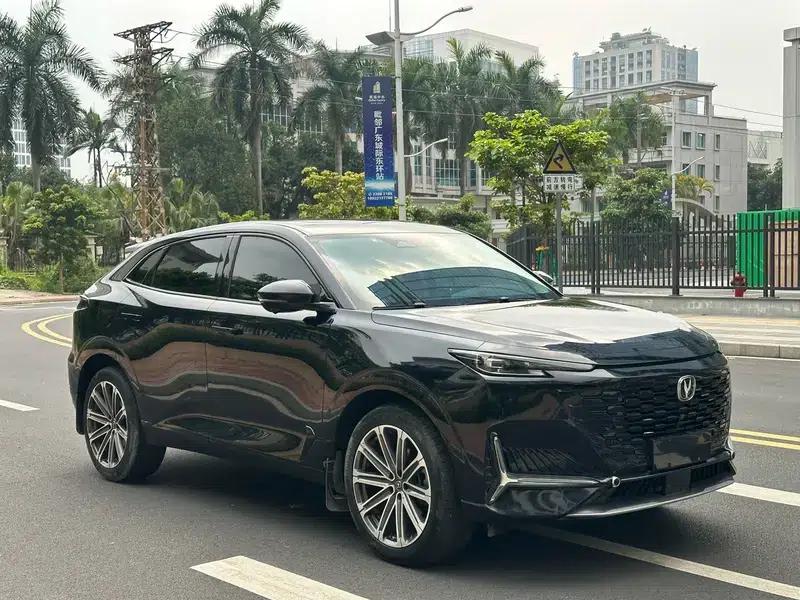 Changan UNI-K 2021 2.0T All-Wheel Drive Premium Edition — миниатюра 3