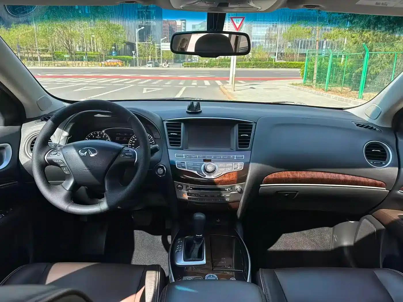 2014 Infiniti QX60 Imported Model 2.5 S/C Hybrid 2WD Excellence Edition — миниатюра 12