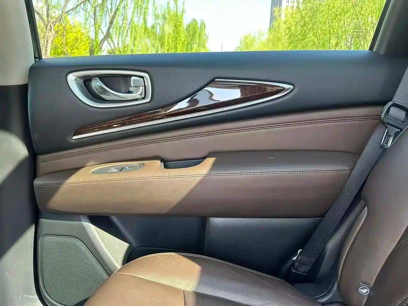 2014 Infiniti QX60 Imported Model 2.5 S/C Hybrid 2WD Excellence Edition — миниатюра 16