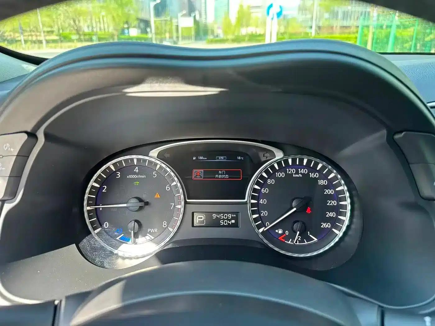 2014 Infiniti QX60 Imported Model 2.5 S/C Hybrid 2WD Excellence Edition — миниатюра 27