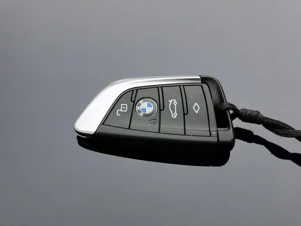 BMW i3 2022 eDrive 35L — миниатюра 19