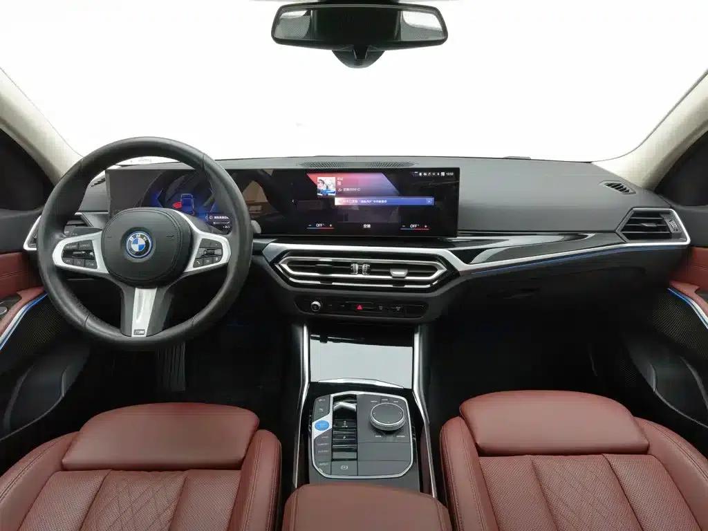 BMW i3 2022 eDrive 35L — миниатюра 5