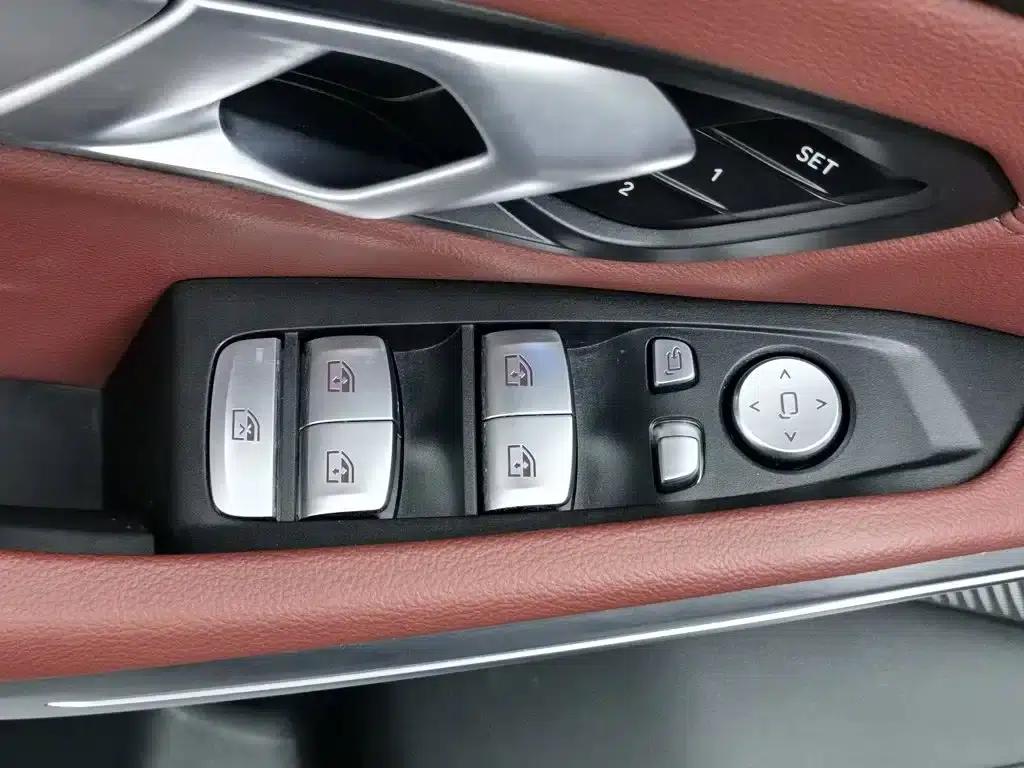 BMW i3 2022 eDrive 35L — миниатюра 9