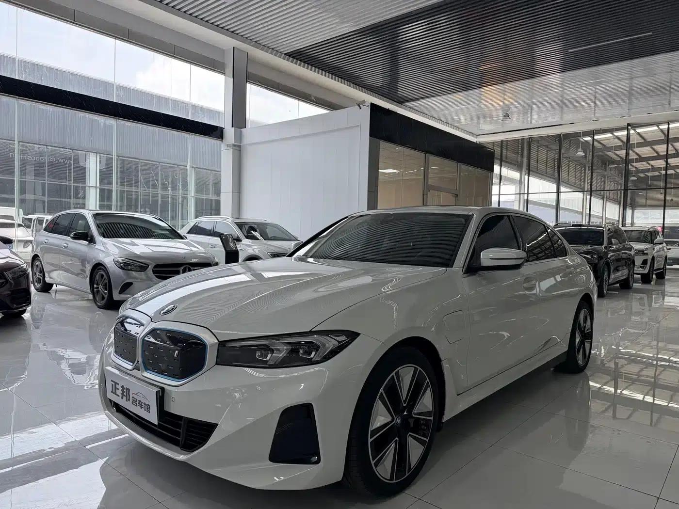 BMW i3 2022 eDrive 35L — миниатюра 1