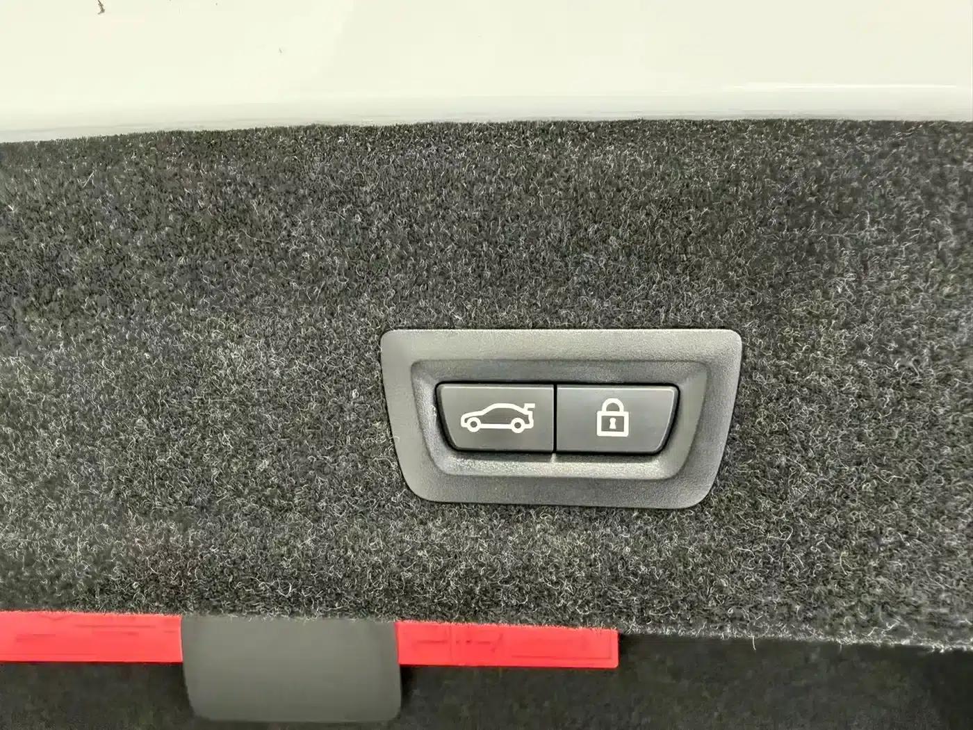 BMW i3 2022 eDrive 35L — миниатюра 17