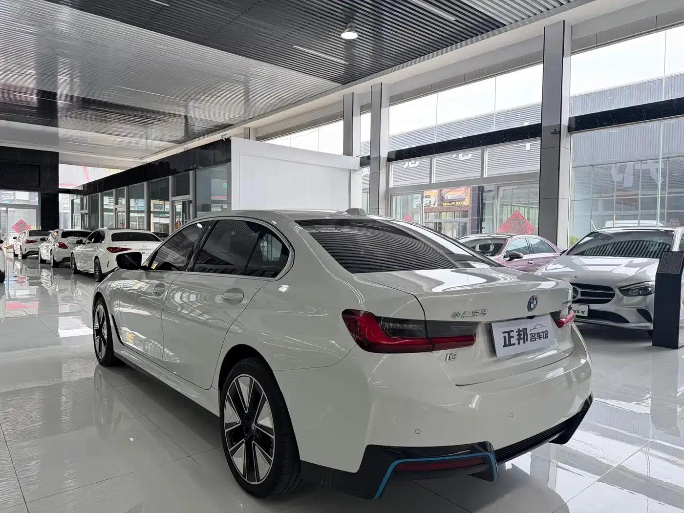 BMW i3 2022 eDrive 35L — миниатюра 5