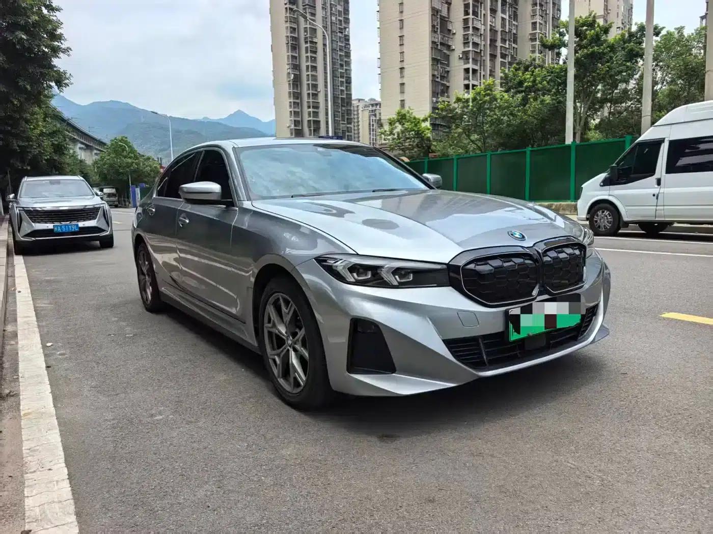 BMW i3 2025 eDrive 35 L — миниатюра 3