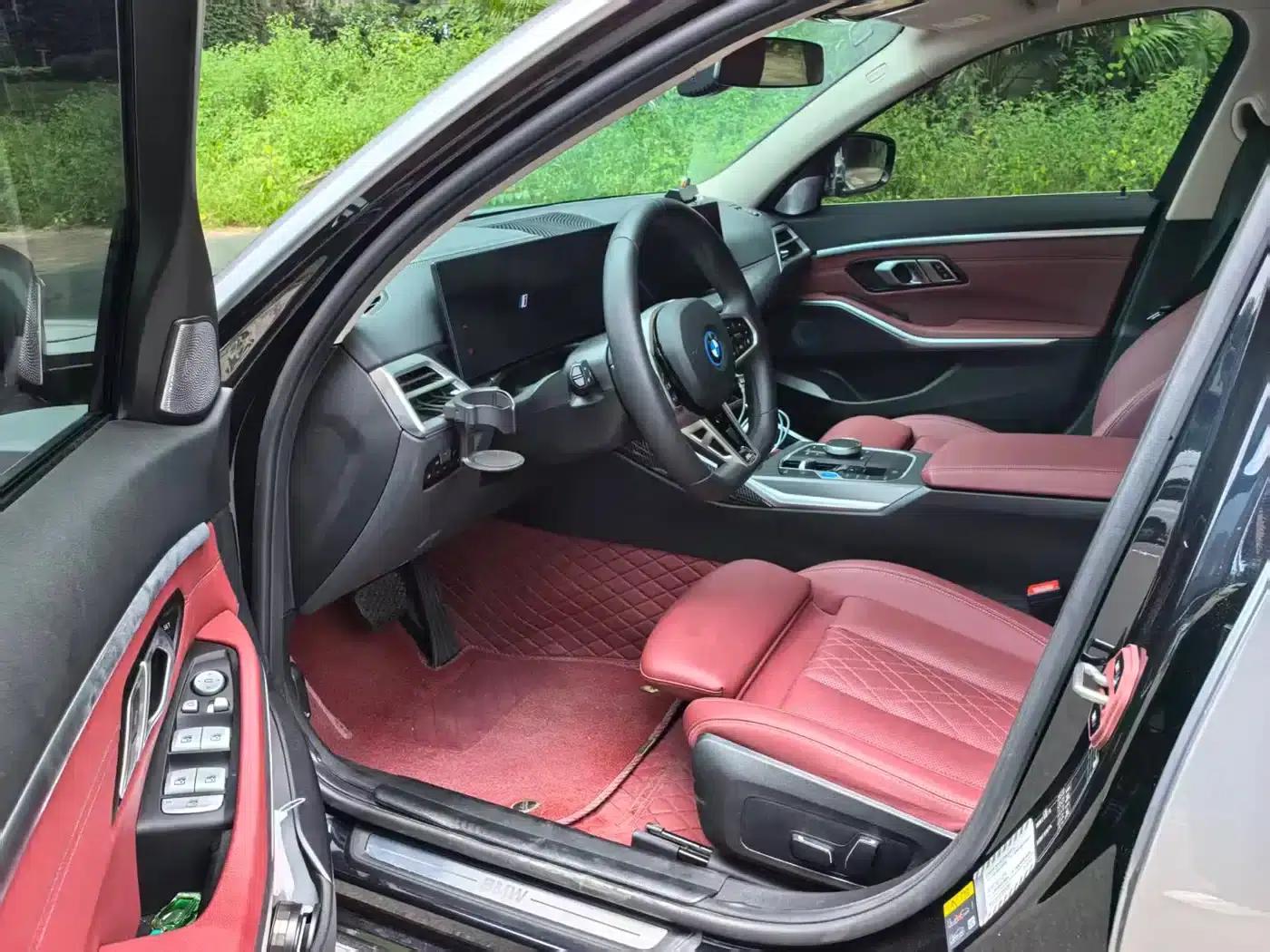 BMW i3 2025 eDrive 35 L — миниатюра 6