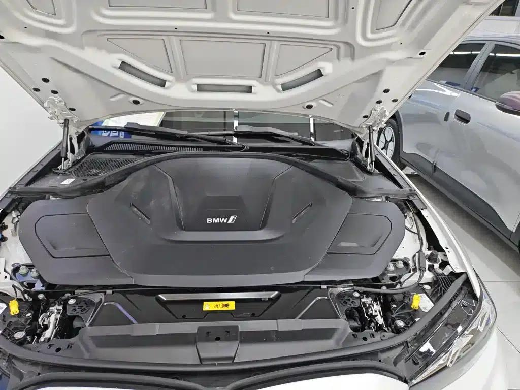 BMW i3 2024 eDrive 35L — миниатюра 14