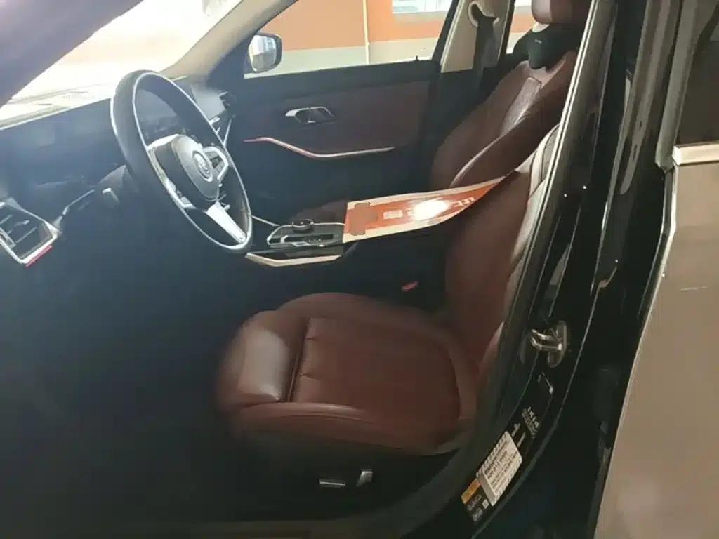 BMW i3 2022 eDrive 35L — миниатюра 15