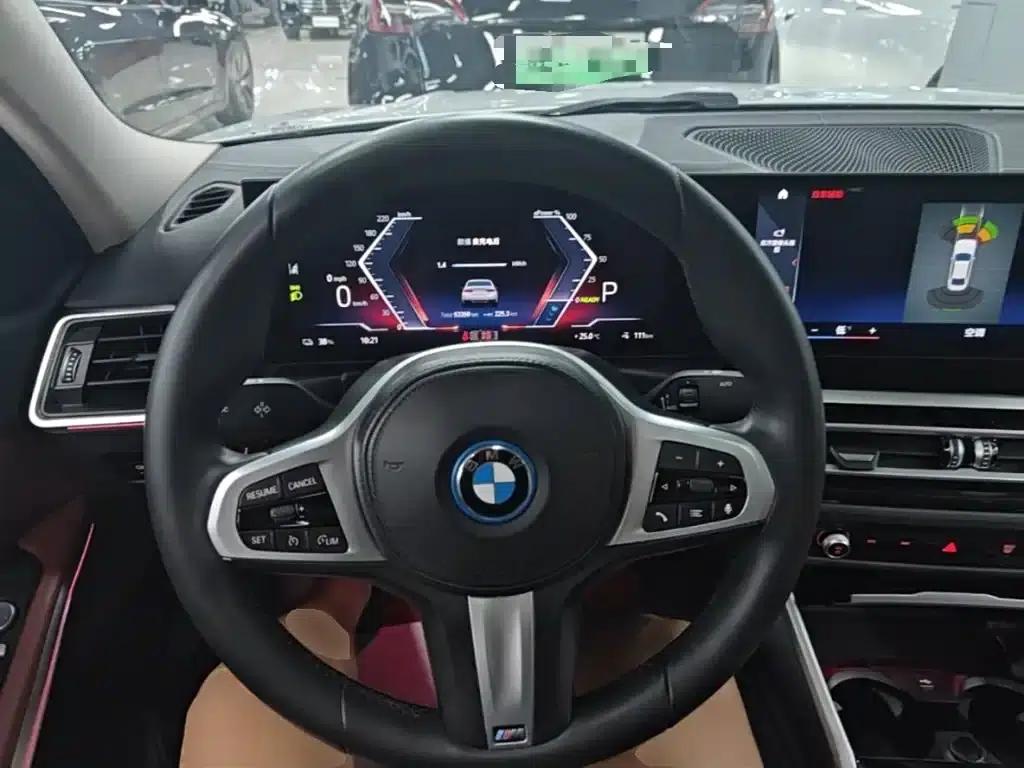 BMW i3 2022 eDrive 35L — миниатюра 11