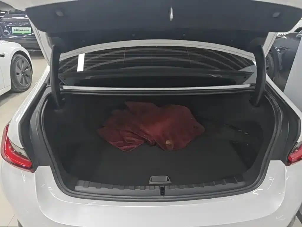 BMW i3 2022 eDrive 35L — миниатюра 19