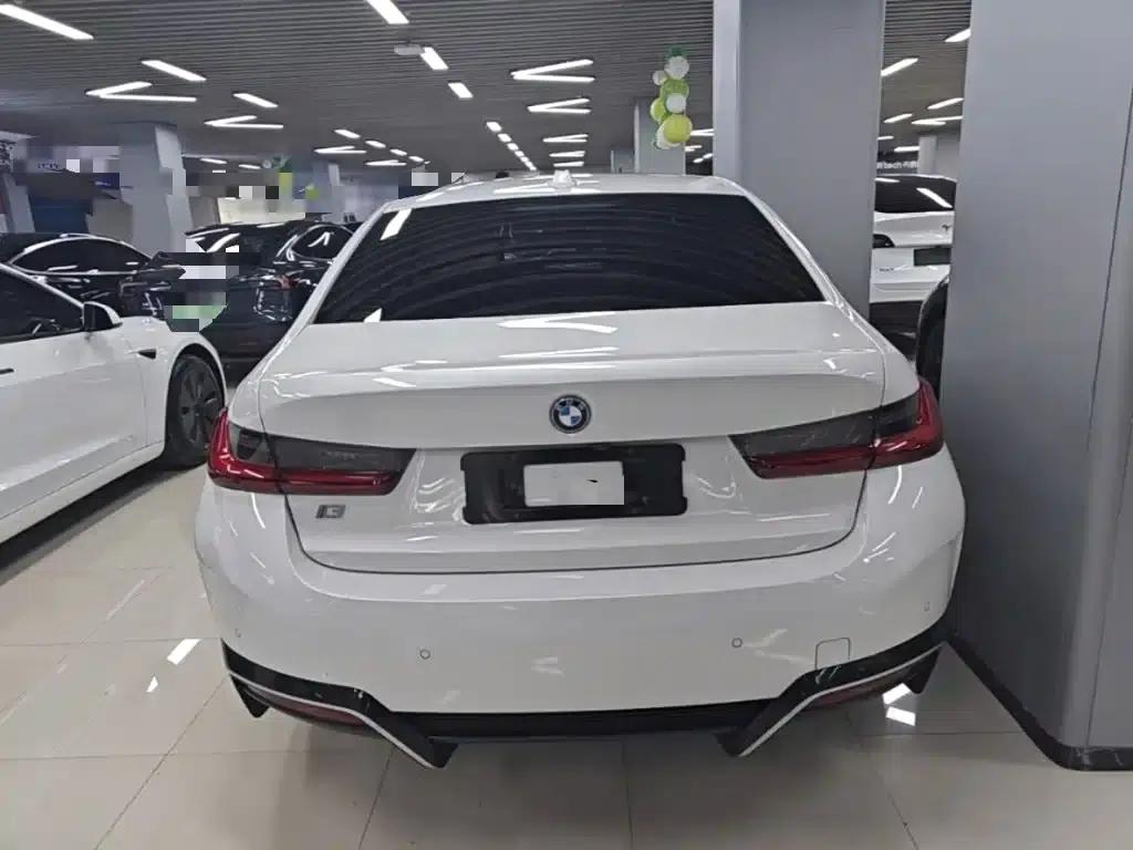 BMW i3 2022 eDrive 35L — миниатюра 6