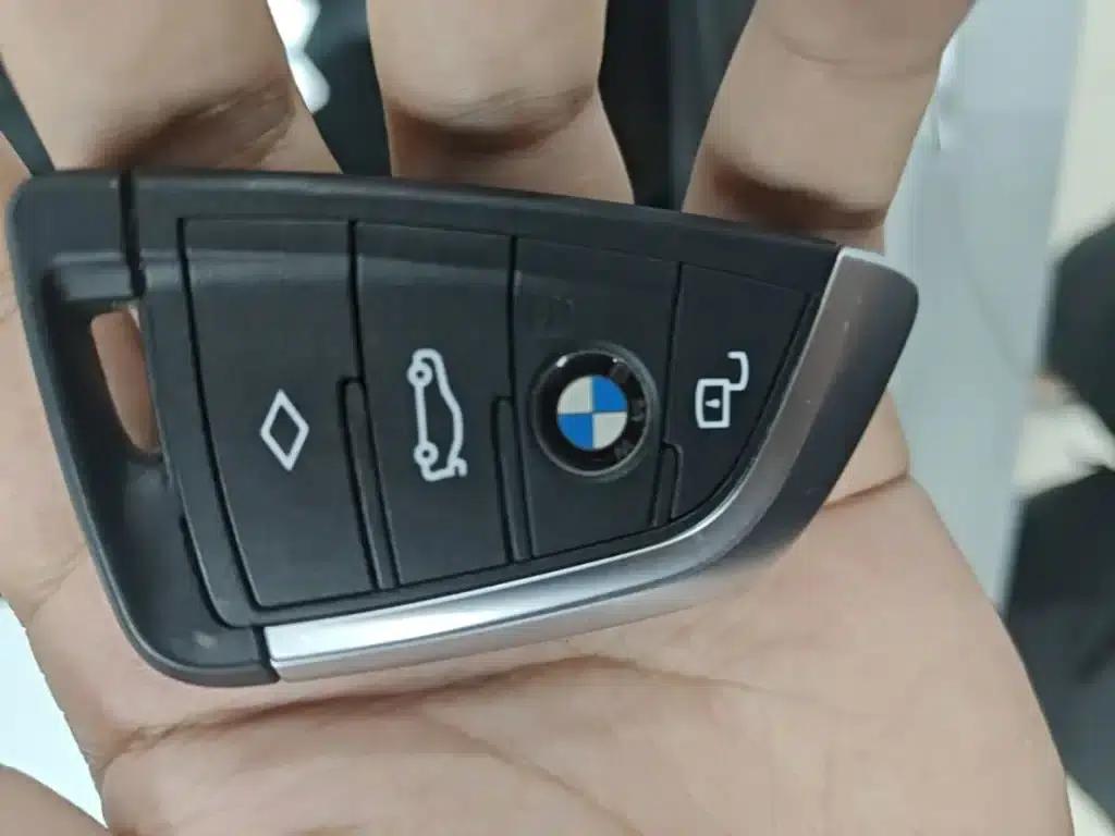 BMW i3 2022 eDrive 35L — миниатюра 9