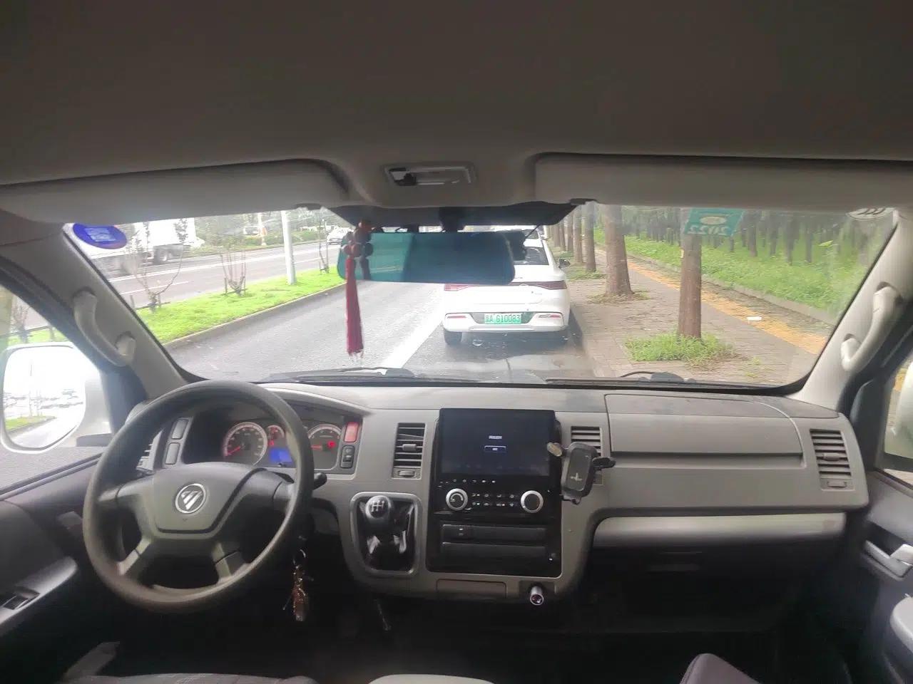 Foton Scenic G7 Foton Fengjing G7 2.0 Manual, Two-Wheel Drive, 6-Seater (Closed Cargo Van) — миниатюра 9