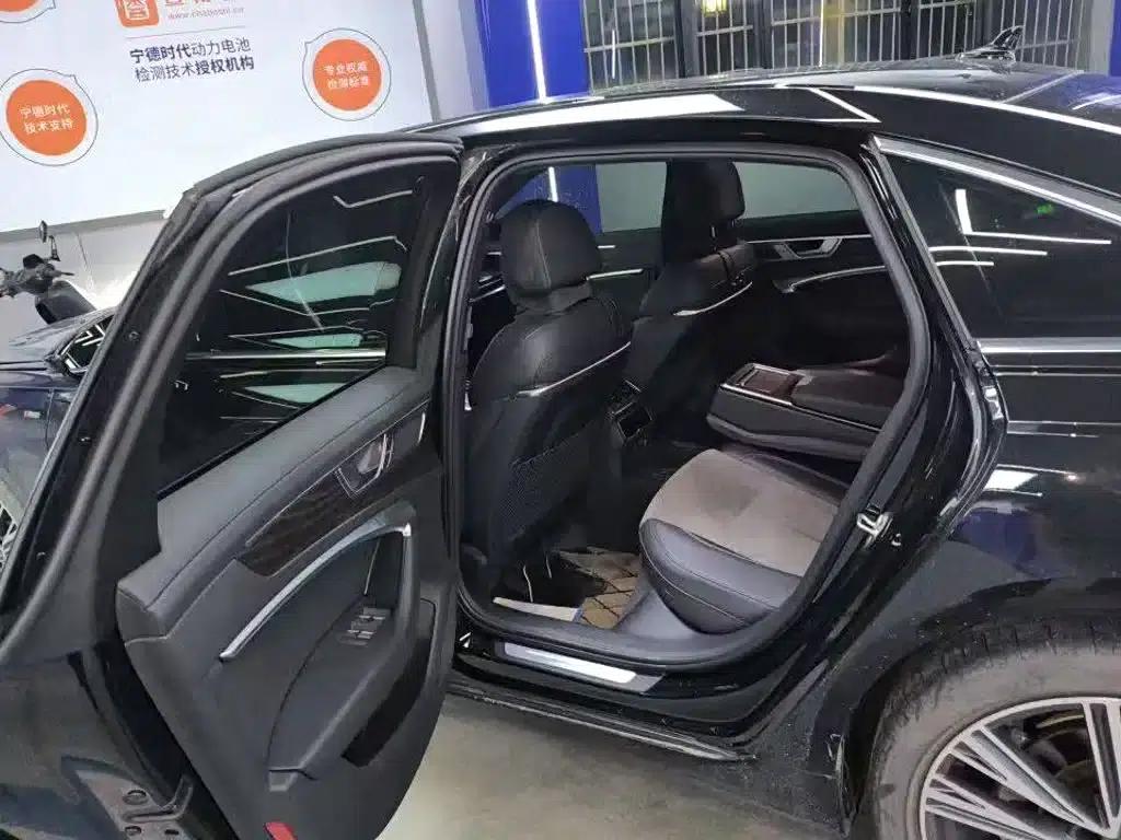 Audi A6L 2024 45 TFSI quattro Premium Dynamic Edition — миниатюра 7