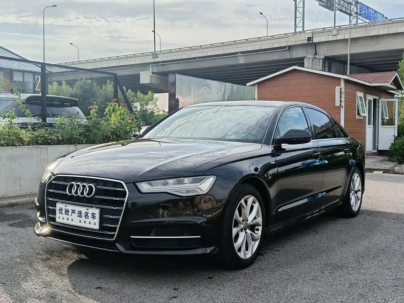 Audi A6L 2018 30th Anniversary Edition 35 TFSI Fashion Model — миниатюра 1