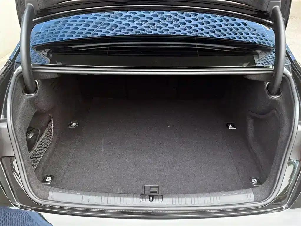Audi A6L 2025 Facelift 45 TFSI quattro Premium Dynamic Edition — миниатюра 7