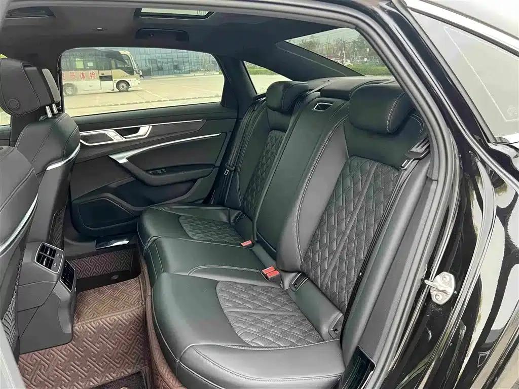 Audi A6L 2025 45 TFSI quattro Premium Dynamic Edition — миниатюра 11