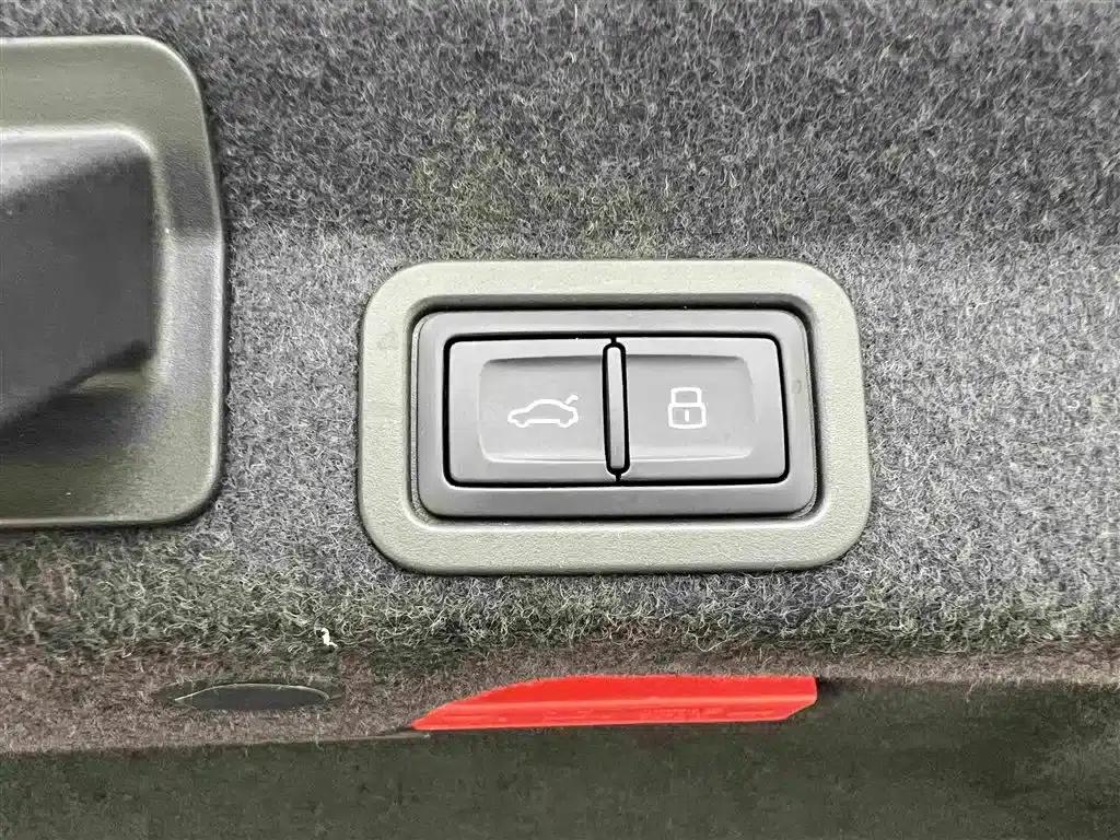 Audi A6L 2025 45 TFSI quattro Premium Dynamic Edition — миниатюра 20