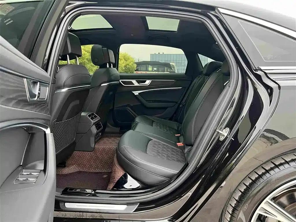 Audi A6L 2025 45 TFSI quattro Premium Dynamic Edition — миниатюра 10