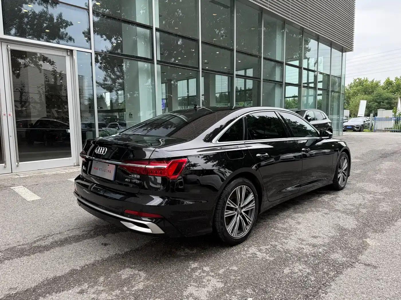 Audi A6L 2024 45 TFSI Premium Dynamic Edition — миниатюра 17