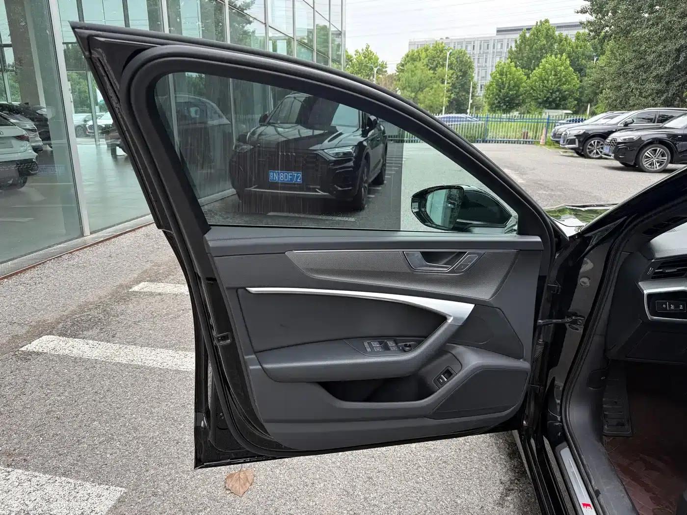 Audi A6L 2024 45 TFSI Premium Dynamic Edition — миниатюра 9