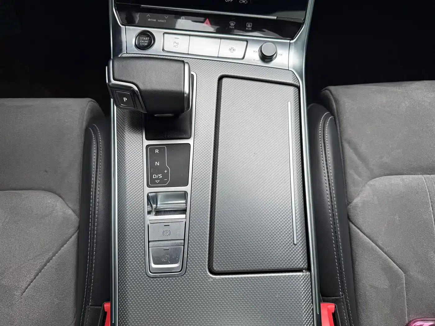 Audi A6L 2024 45 TFSI Premium Dynamic Edition — миниатюра 10