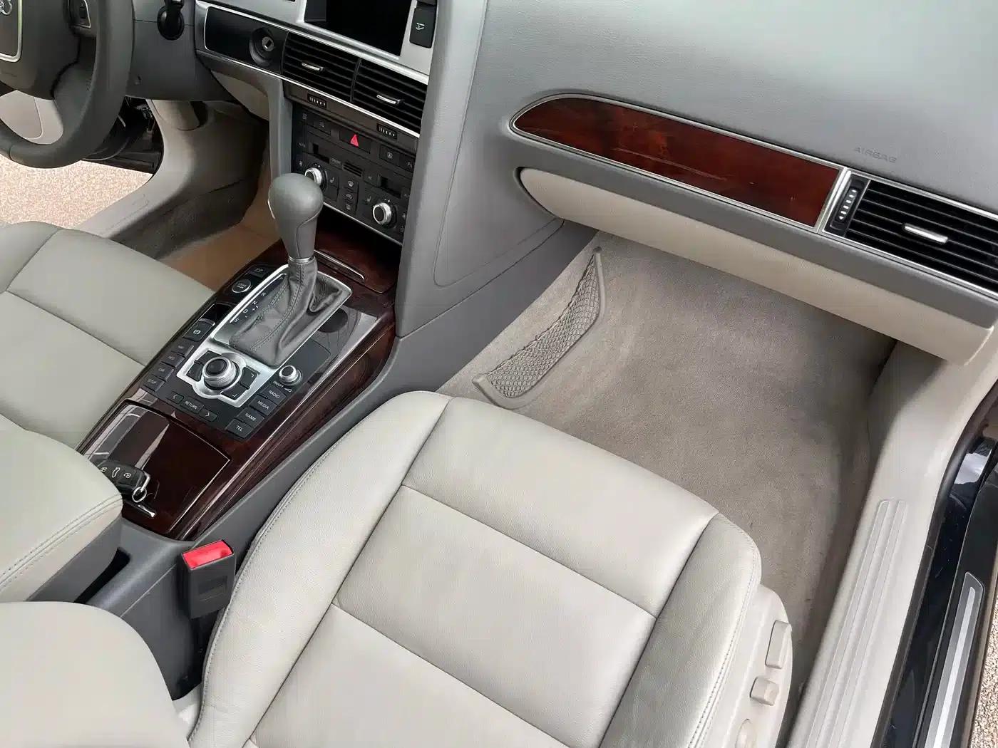 Audi A6L 2011 2.8 FSI Luxury — миниатюра 14