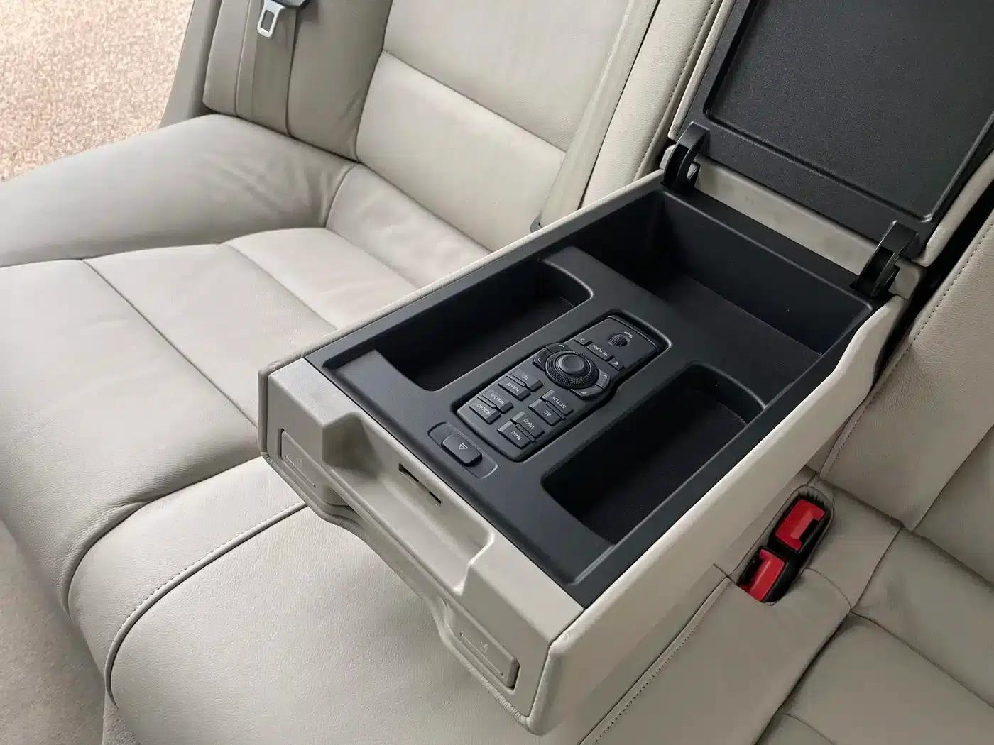 Audi A6L 2011 2.8 FSI Luxury — миниатюра 17