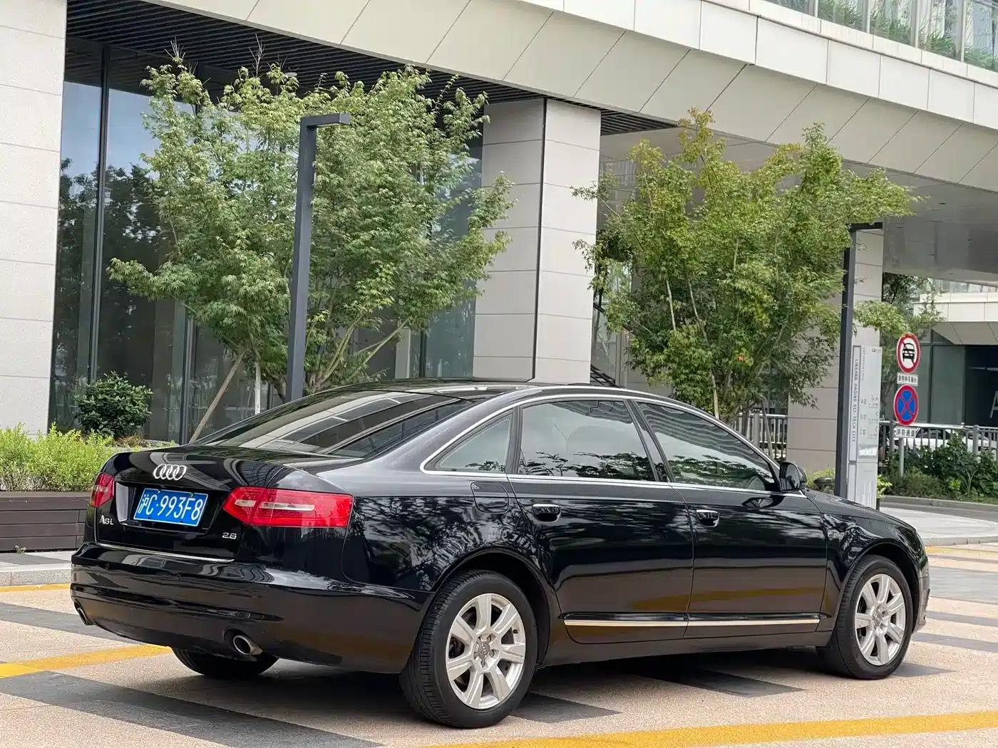 Audi A6L 2011 2.8 FSI Luxury — миниатюра 4