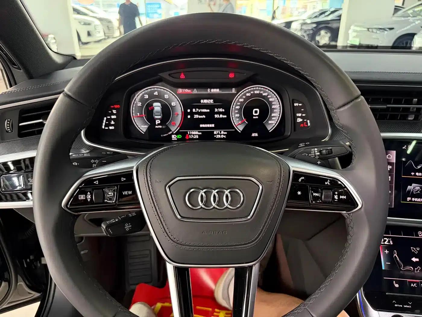 Audi A6L 2025 Facelift 45 TFSI Dynamic Edition — миниатюра 15