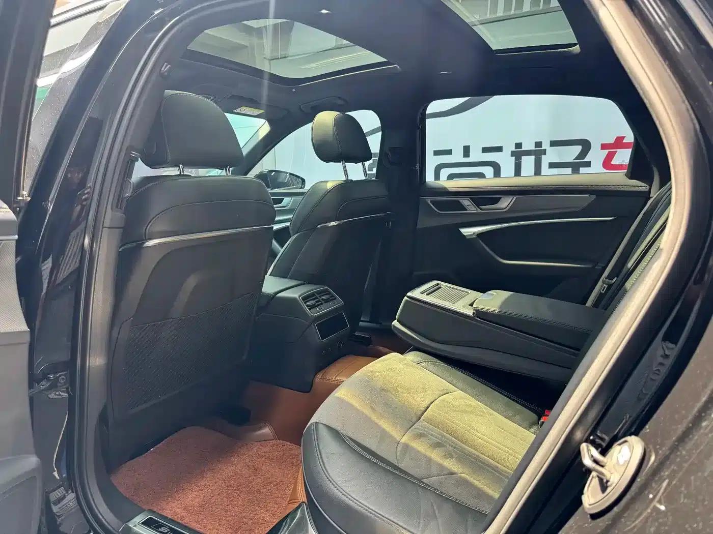 Audi A6L 2024 45 TFSI Premium Dynamic Edition — миниатюра 11