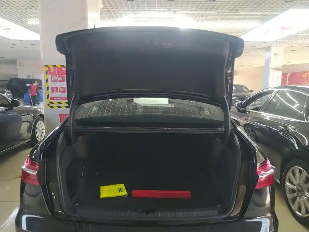 Audi A6L 2025 Facelift 45 TFSI Dynamic Edition — миниатюра 16