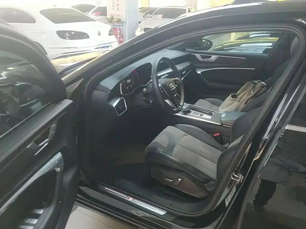 Audi A6L 2023 Facelift 45 TFSI quattro Premium Dynamic Edition — миниатюра 12