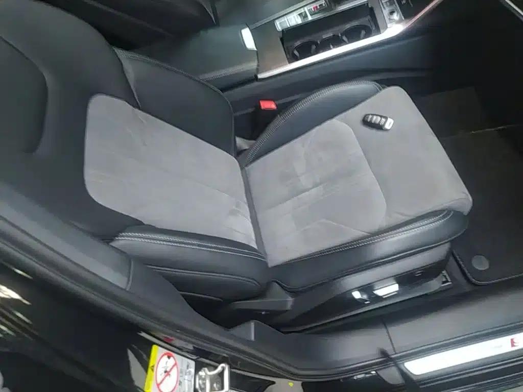 Audi A6L 2023 Facelift 45 TFSI quattro Premium Dynamic Edition — миниатюра 20