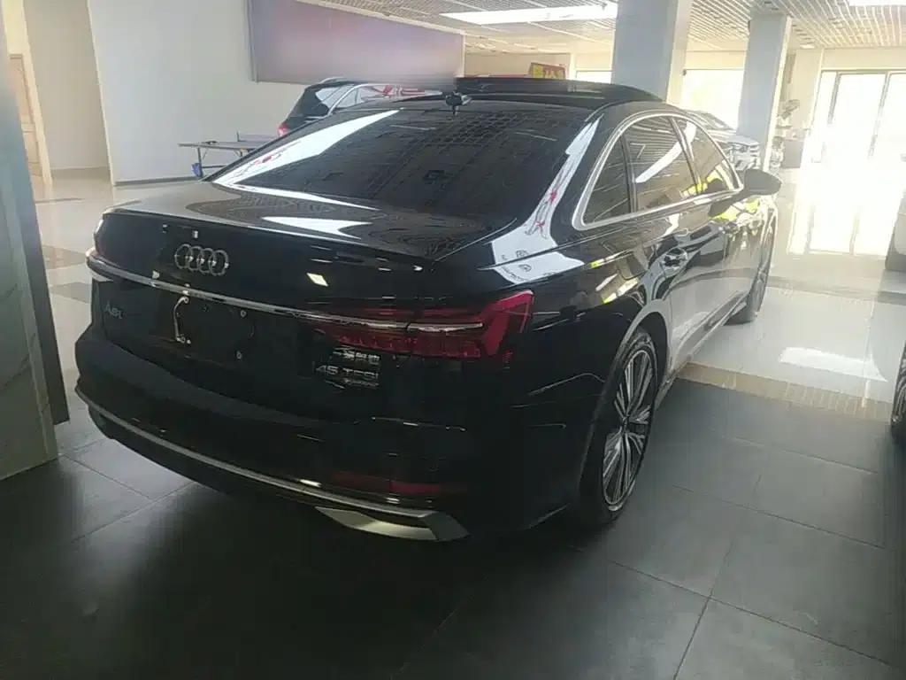 Audi A6L 2023 Facelift 45 TFSI quattro Premium Dynamic Edition — миниатюра 5