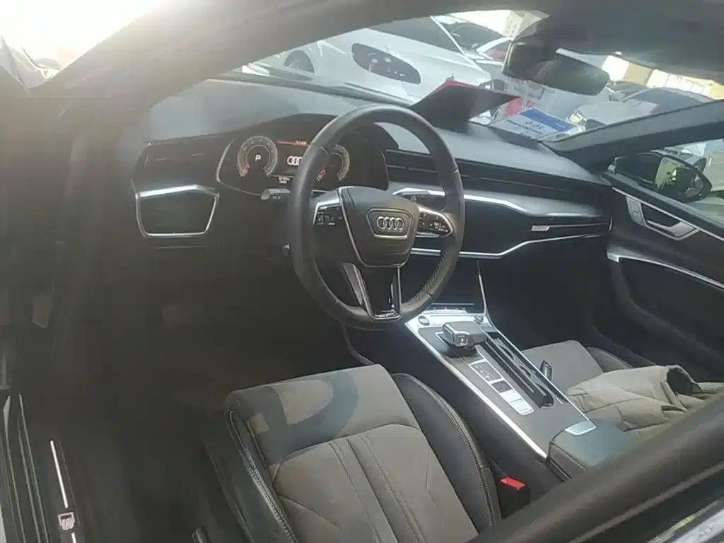Audi A6L 2023 Facelift 45 TFSI quattro Premium Dynamic Edition — миниатюра 6